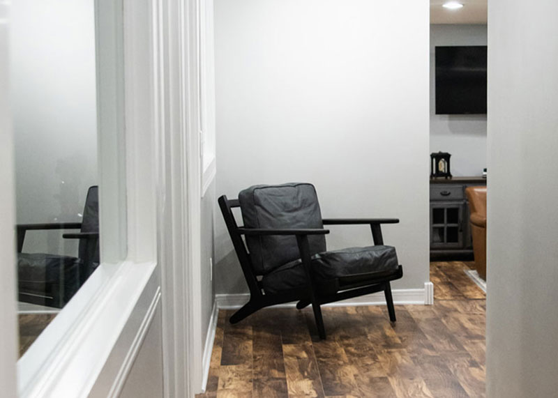 the workstation hallway with seating